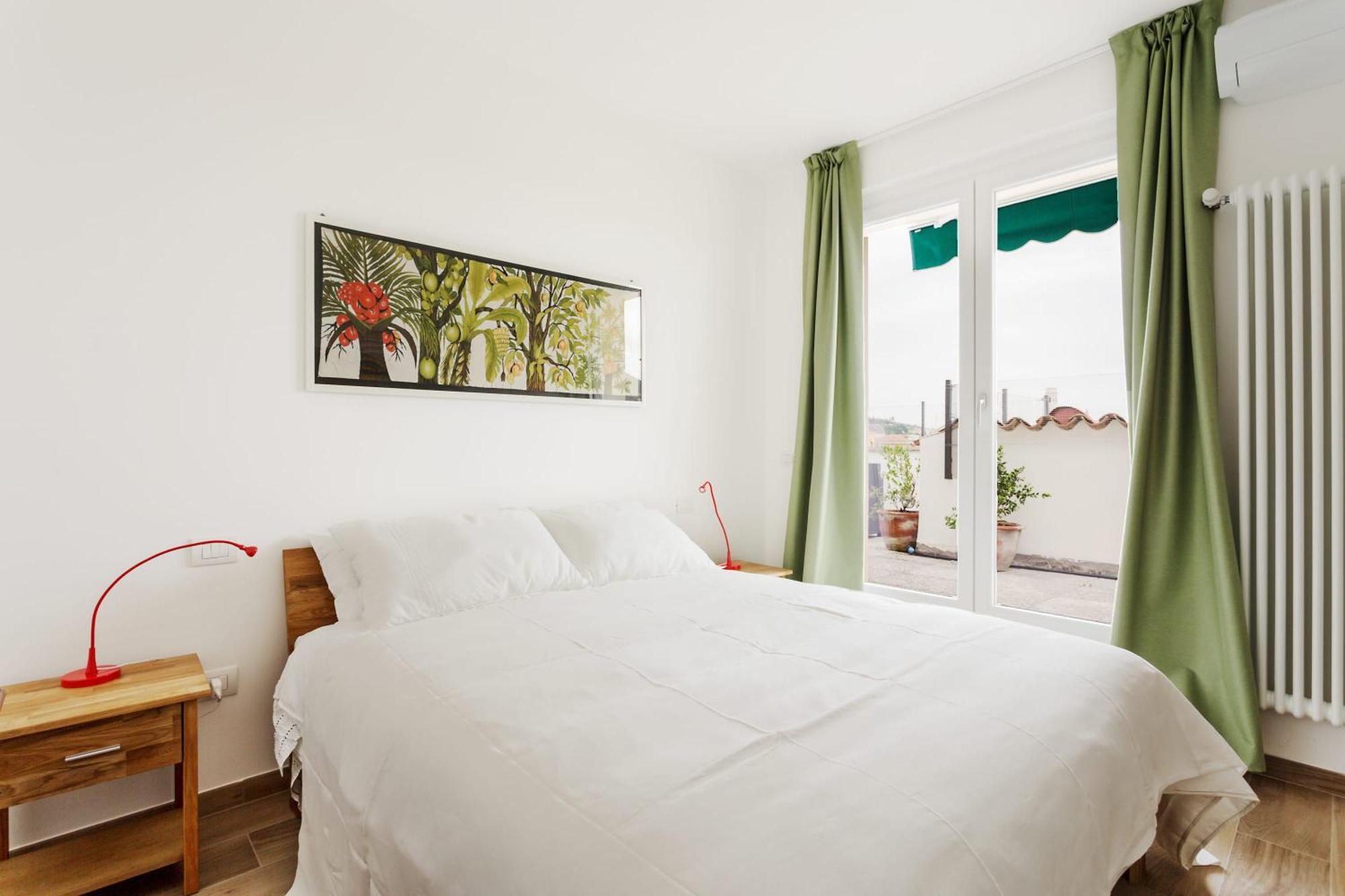 Apartamento Amazing Flat With Big Terrace And Private Car Park Verona Exterior foto